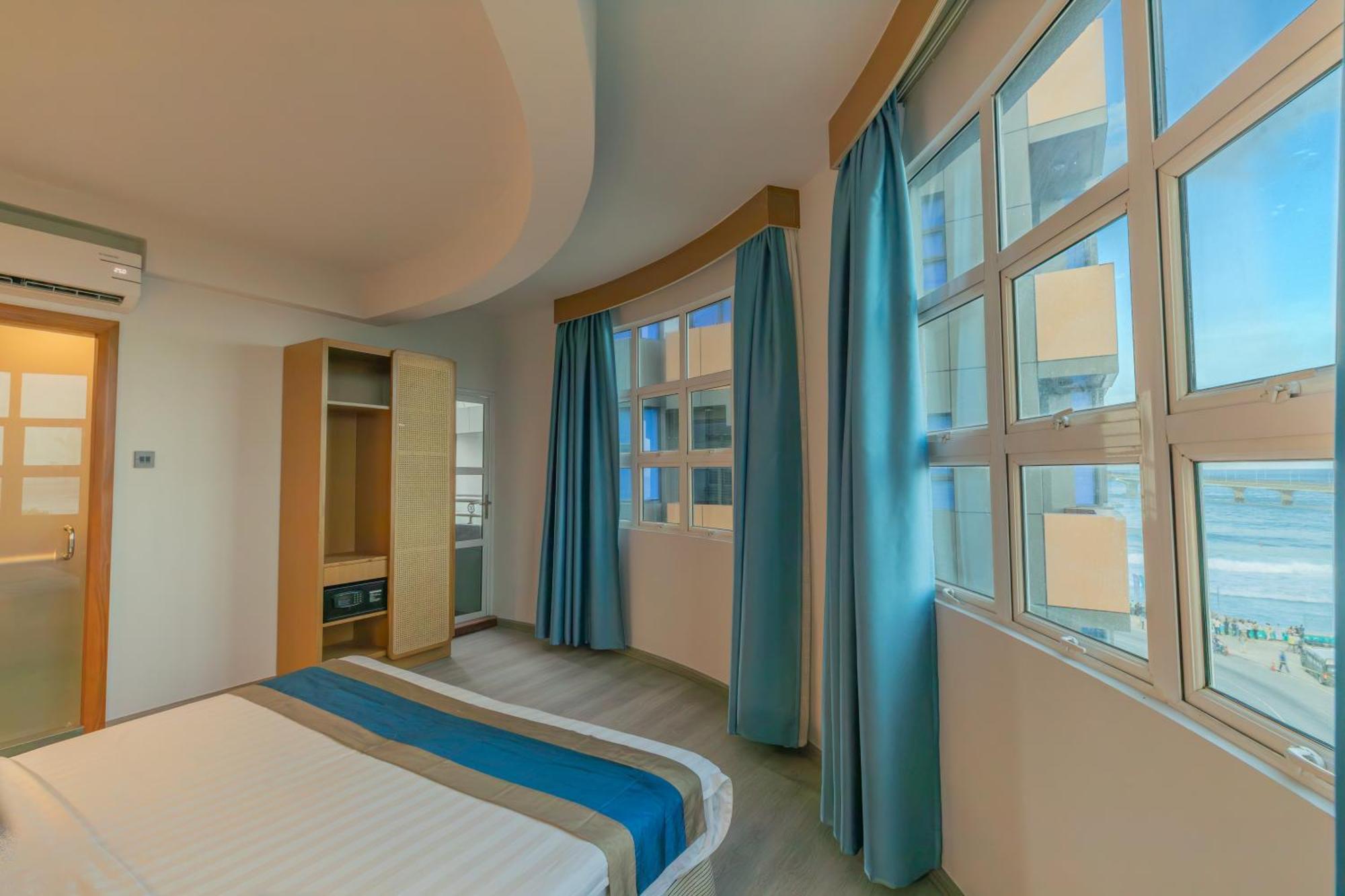 Umet Seaview Hotel With Free Airport Pick Up And Drop T&C Apply 馬累 外观 照片