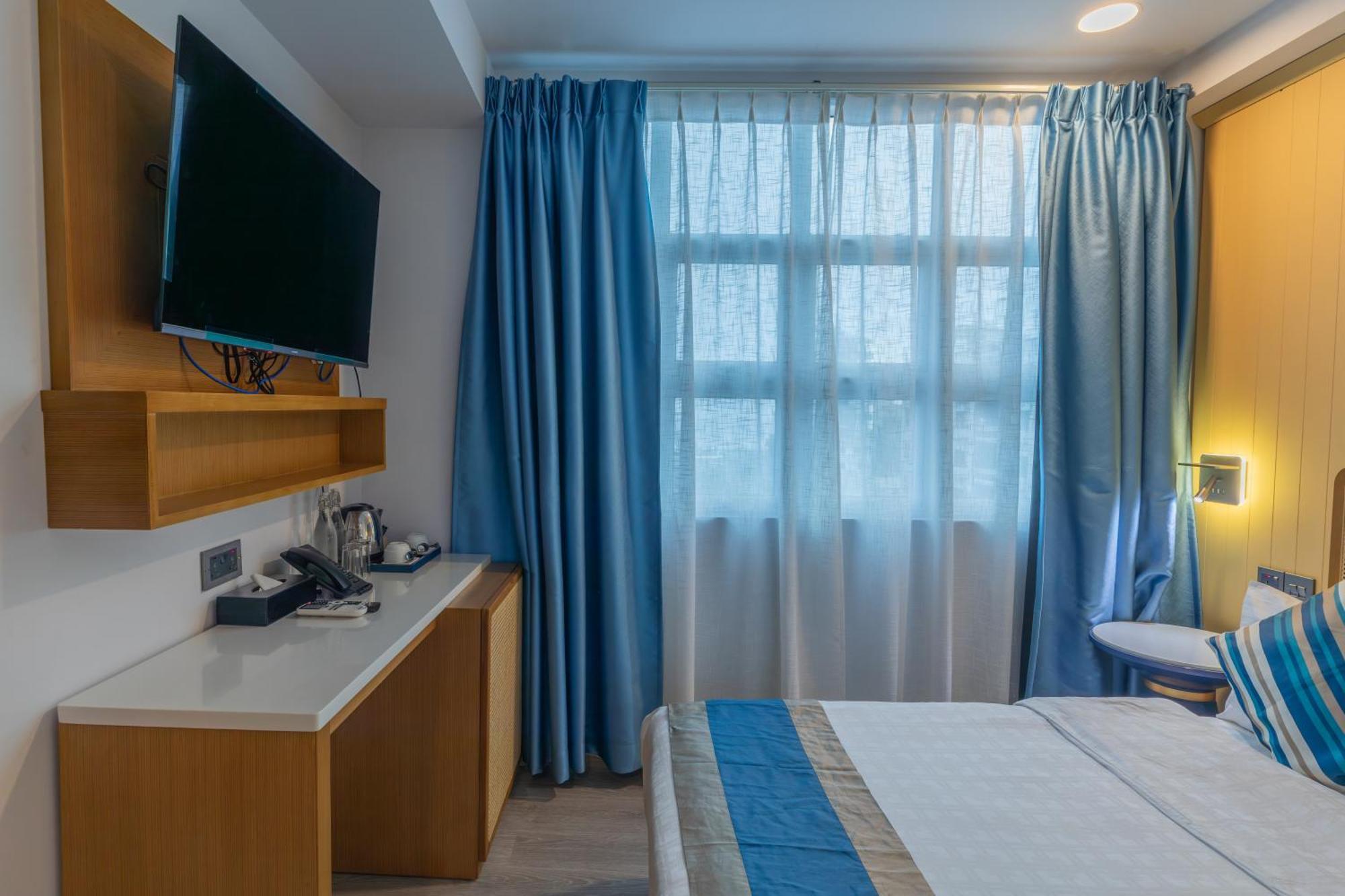 Umet Seaview Hotel With Free Airport Pick Up And Drop T&C Apply 馬累 外观 照片