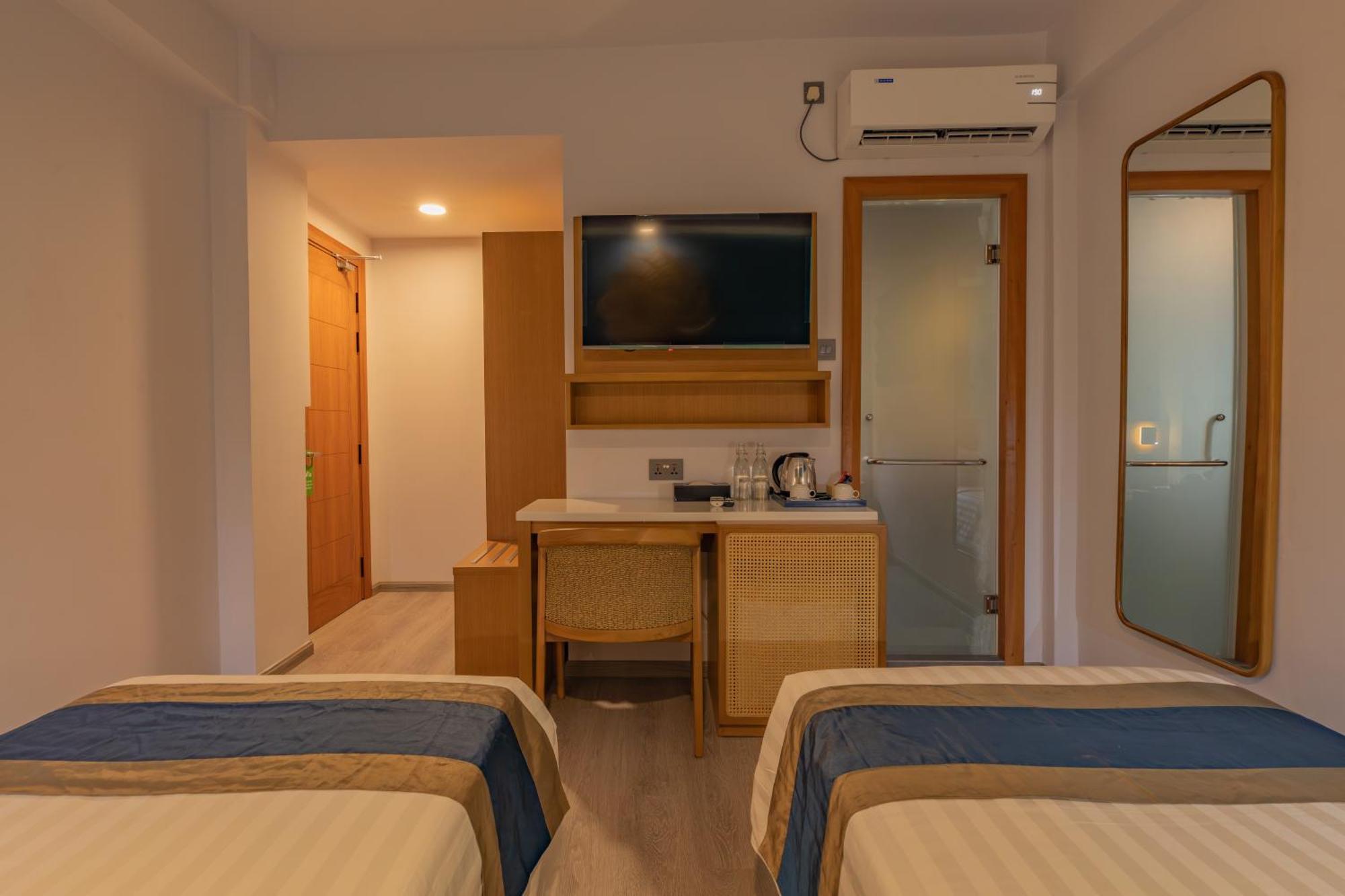 Umet Seaview Hotel With Free Airport Pick Up And Drop T&C Apply 馬累 外观 照片