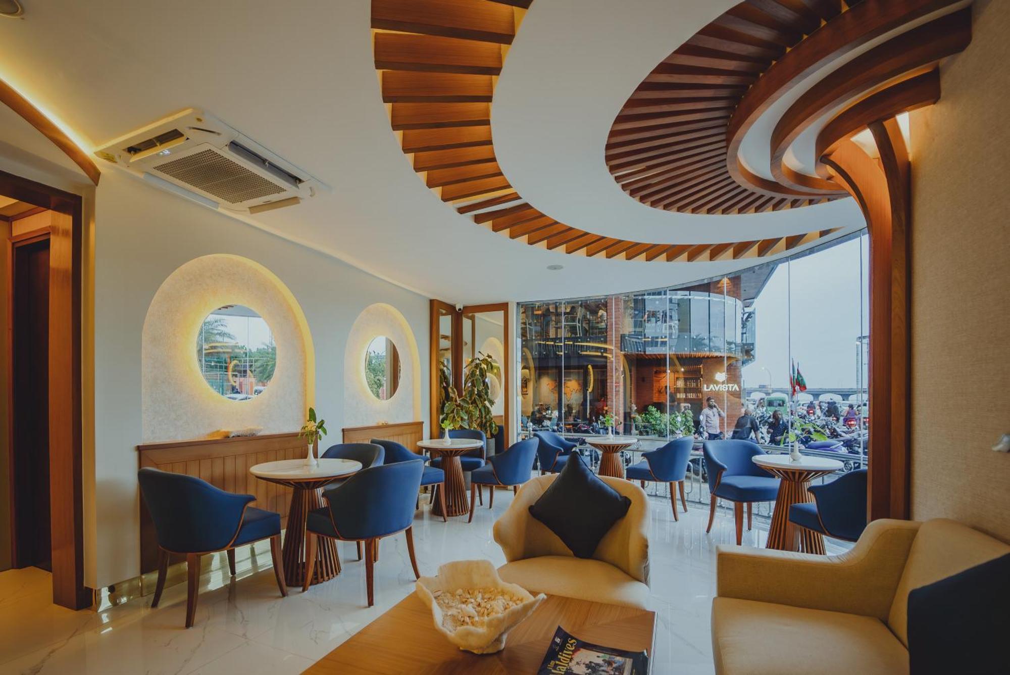 Umet Seaview Hotel With Free Airport Pick Up And Drop T&C Apply 馬累 外观 照片